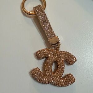 Elegant Gold Key Holder